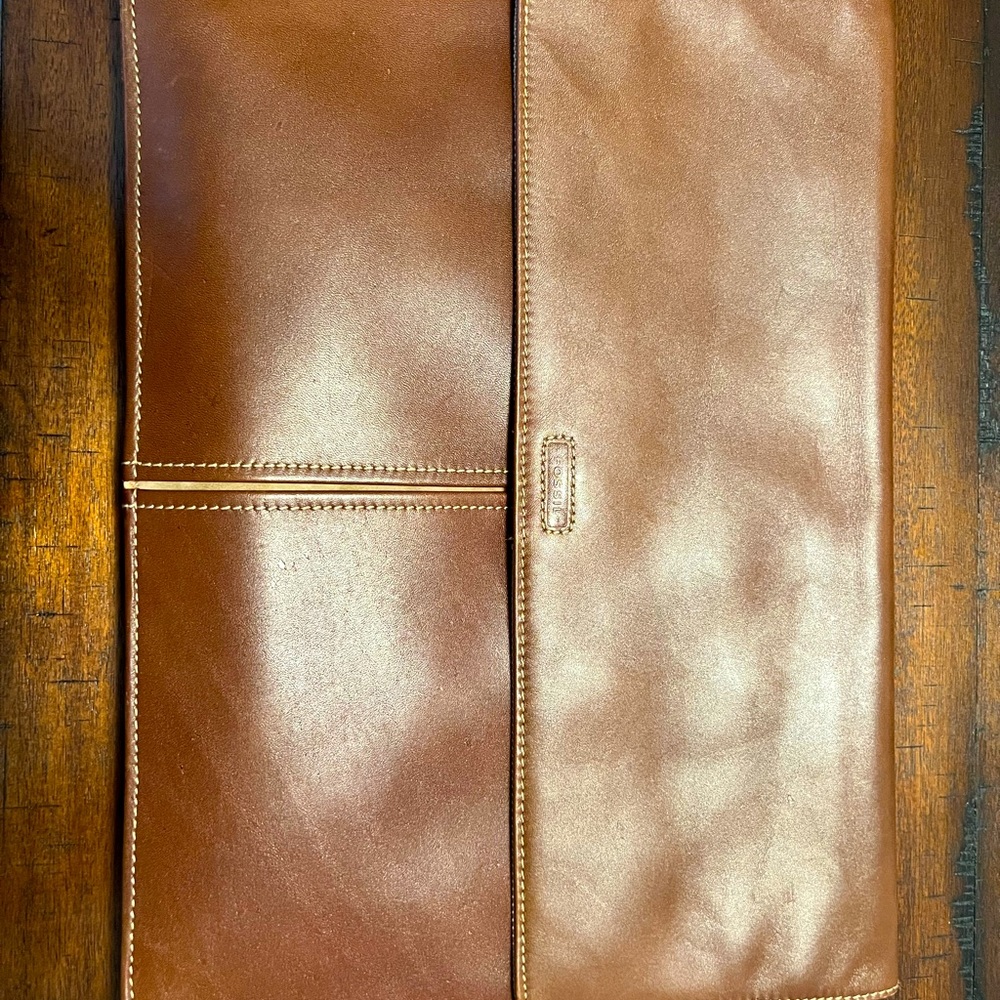 Fossil Leather carrier